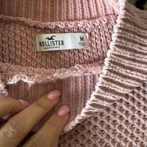 Hollister sweater